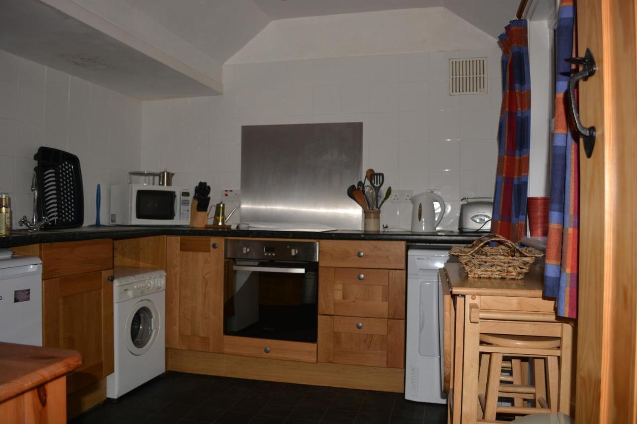 Seal Cottage Portnahaven Екстериор снимка